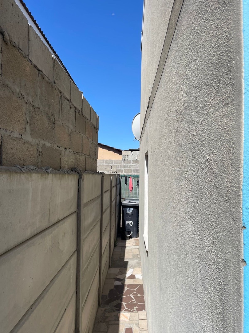 2 Bedroom Property for Sale in Delft Western Cape